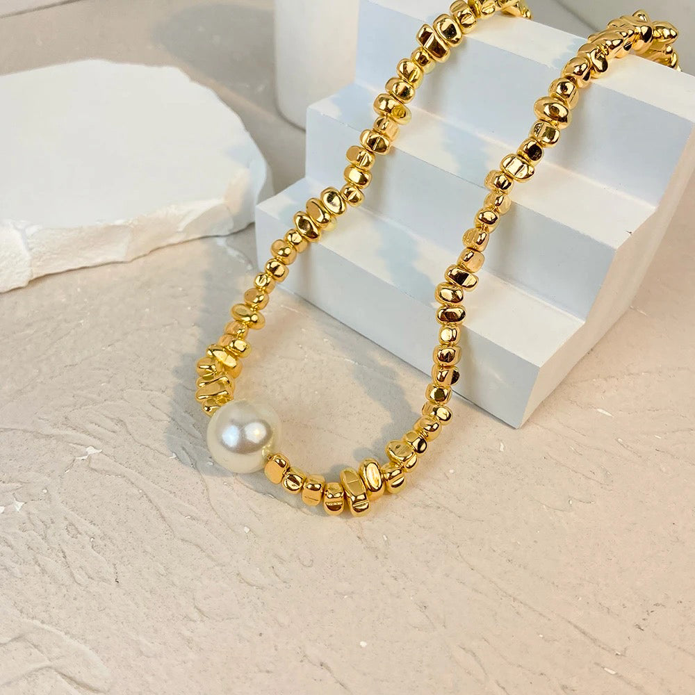 Nora Necklace