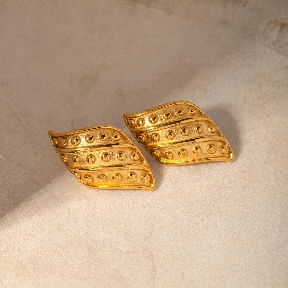 LUNARIA EARRINGS