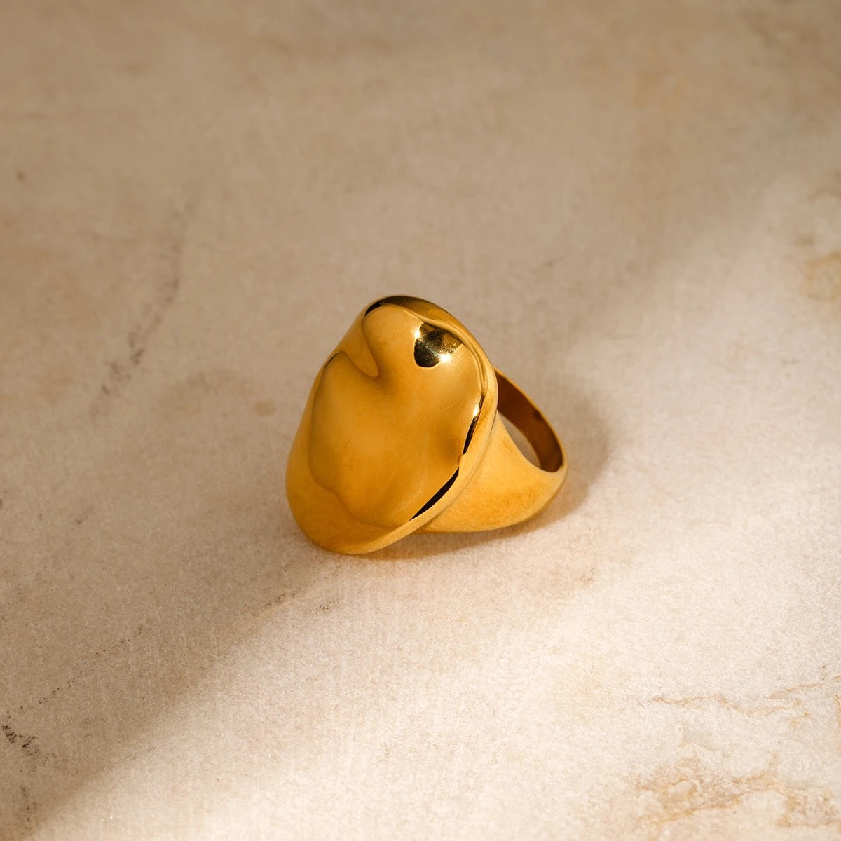 ARADIA RING