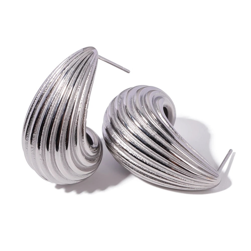 ELARA EARRINGS