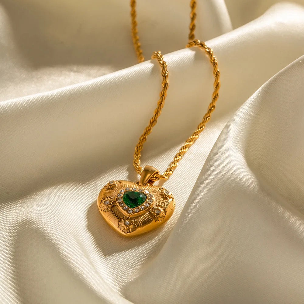 Amelia Necklace