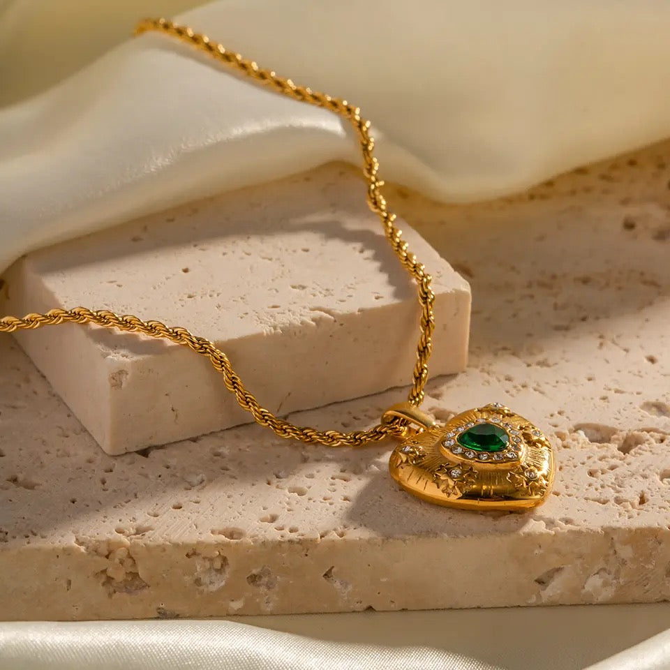Amelia Necklace