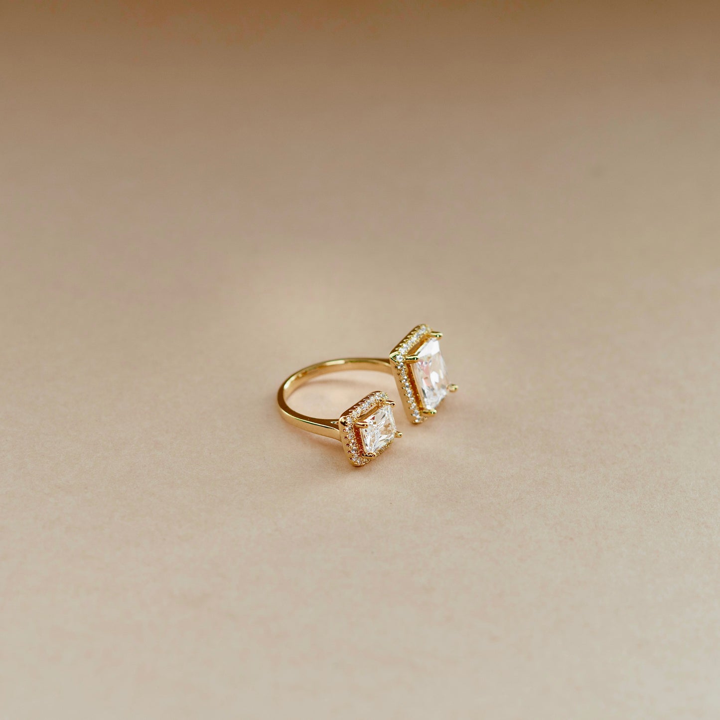 Adamandia Ring