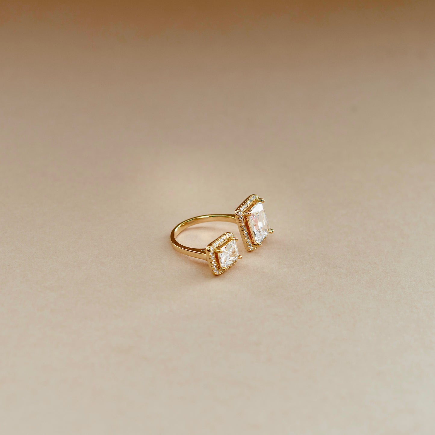Adamandia Ring