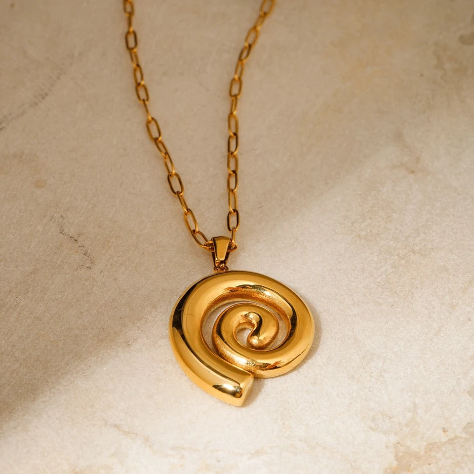 ZANERA SPIRAL NECKLACE